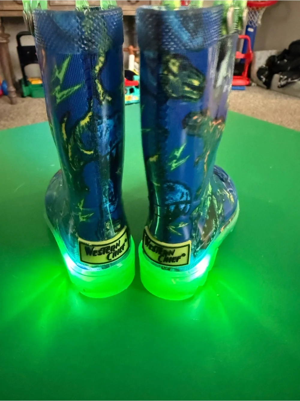 Western Chief light up